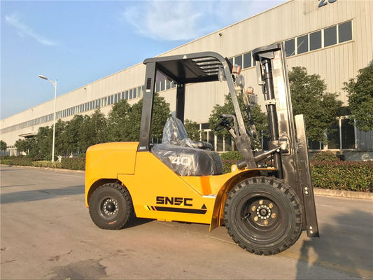 1T - 5T فولکلفت کامیون های بلند کننده ژاپن Isuzu موتور دیزل فولکلفت