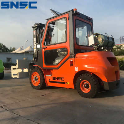 ماشین های فورتک لیفتراک های بنزین SNSC