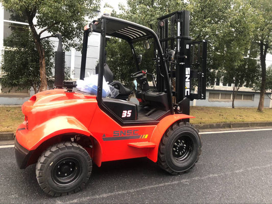 3000kg-5000kg 4wd فولکلفت زمین خشن خارج از جاده فولکلفت کامیون های بلند