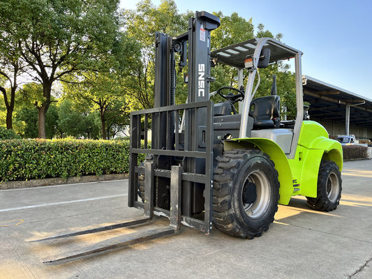 3000kg-5000kg 4wd فولکلفت زمین خشن خارج از جاده فولکلفت کامیون های بلند